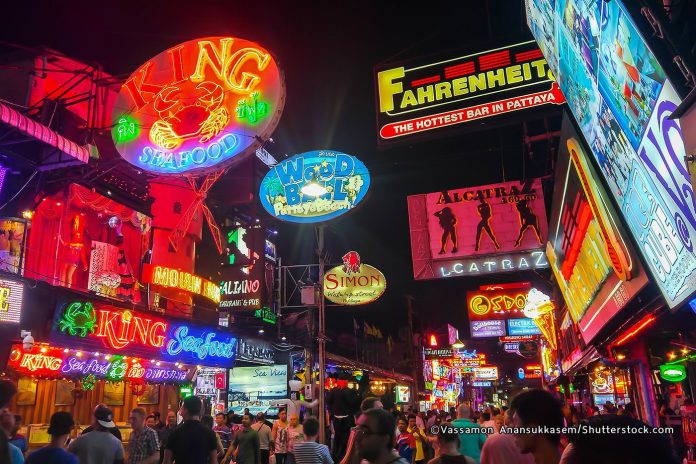 5 hot go go bars pattaya walking street.jpg