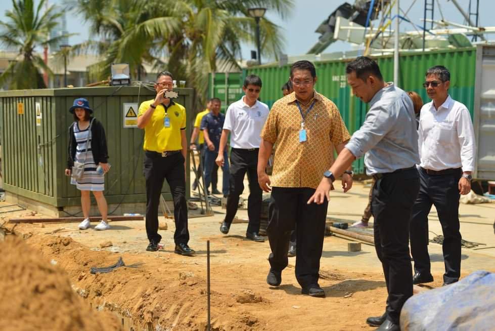 Pattaya Mayor inspects water drainage road construction works in ...