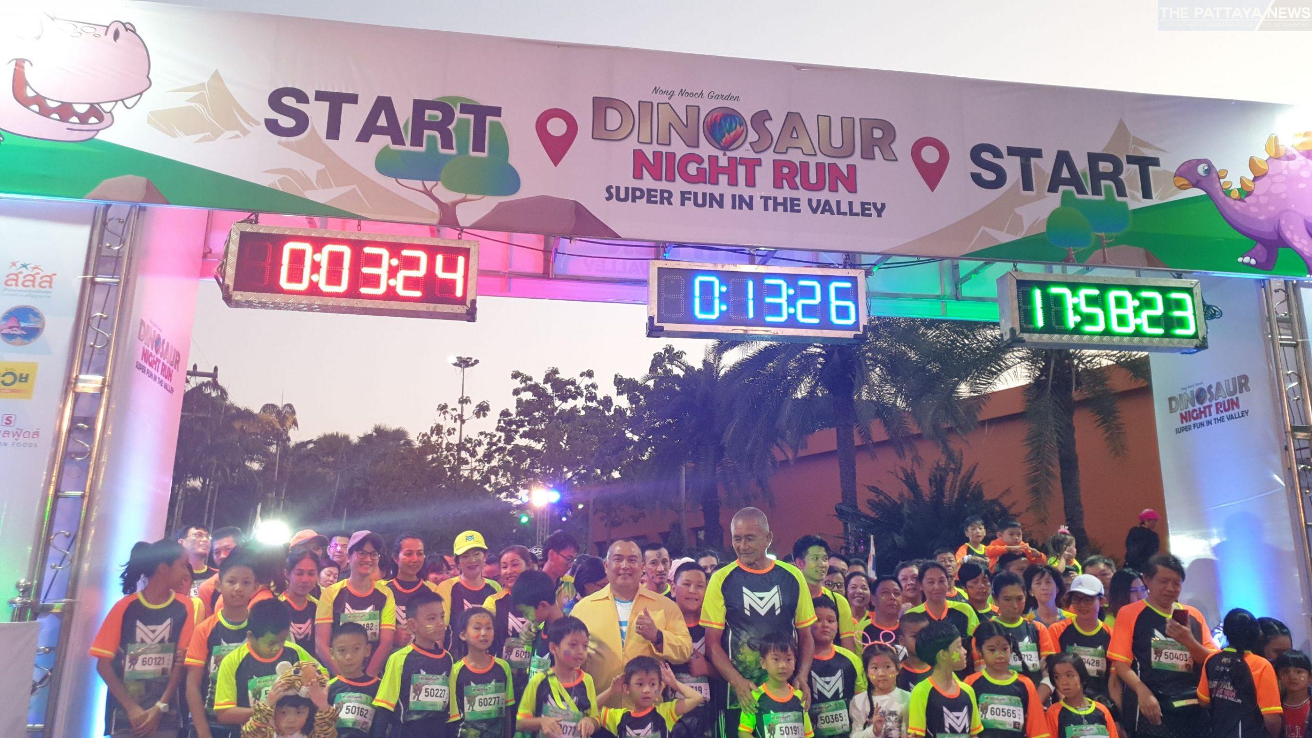 Dinosaur Night Run draws 3,500 - Pattaya Mail