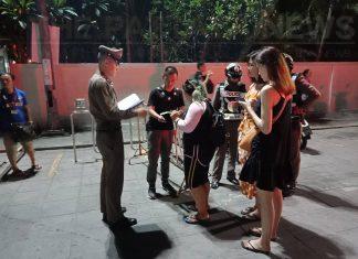 Thief snatches Chinese tourist’s bag in front of police booth in Naklua