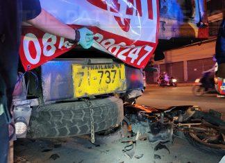 Motorbike driver dies after crashing into parked truck in Pattaya