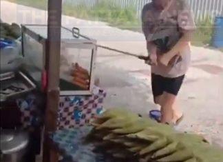 Женщина напала на прилавок с едой в Шри-Раче с ведром мочи и мечом из-за финансовых разногласий
