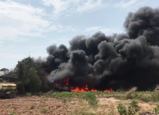 Пожар уничтожил склад Banglamung