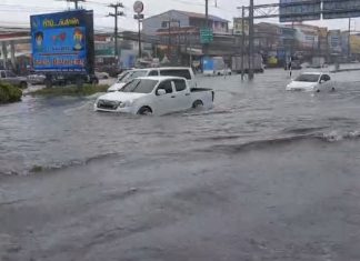 Thai Meteorological Department continues to warn of possible heavy rain today and tomorrow for much of Thailand