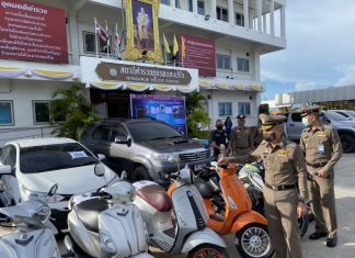 Banglamung police seize over two dozen vehicles from alleged illegal loan shark group