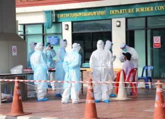 56-летний тайский мужчина, находившийся на государственном карантине в Чонбури, умер от сердечного приступа.