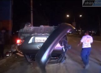 Мужчина, переживший серьезную аварию в Чонбури, утверждает, что его спас религиозный браслет