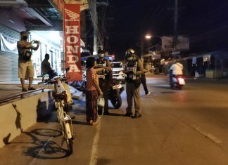 Suspect snatches mobile phone from massage worker in Banglamung