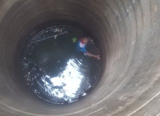 Boy rescued after falling into school’s well in Si Racha after drainage cover collapses