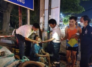 Motorbike driver injured after another motorbike allegedly runs red light in Banglamung