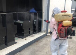 Видео: полиция Чонбури и Бангламунг провела обыск на складе и обнаружила более 150 нелегальных игровых автоматов