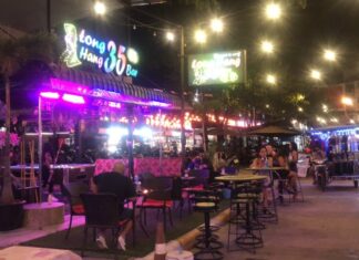 Pattaya police chief tells entertainment venue owners: Closure time is 11:00 PM, stop pushing it