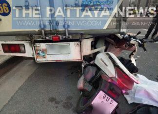 Pattaya motorbike driver dies after crashing into parked truck