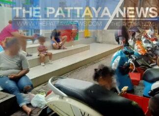 Pattaya residents and tourists complain about increase of beggars and homeless in Pattaya area, especially Walking Street