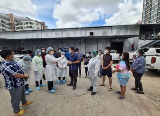 Губернатор Чонбури распорядился закрыть больше связанных с Covid-19: рабочий городок, строительную площадку и компанию