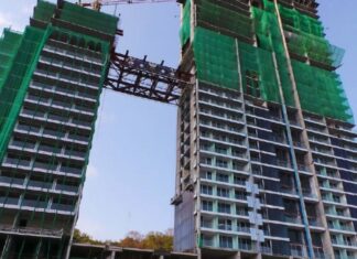 Reader Talkback: What do YOU think should happen with the Waterfront Condo at Bali Hai Pier?