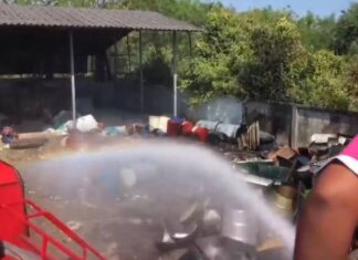 Dos residentes locales gravemente heridos en la explosión de un tanque de gas en el almacén de Ban Bueng