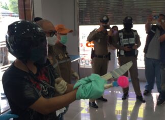 ОБНОВЛЕНИЕ: Грабитель магазина золота арестован после кражи из ломбарда в Шри-Раче