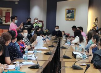 Видео: Бизнес-операторы жалуются на якобы поддельные сертификаты SHA+, выданные городом Паттайя