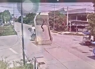 Forgetful Chonburi truck driver causes a million baht of damage after catching electric wires from raised rear of vehicle