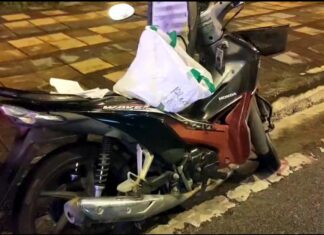 Prominent local education director in Bang Saray killed after driving his motorbike into a power pole in Jomtien
