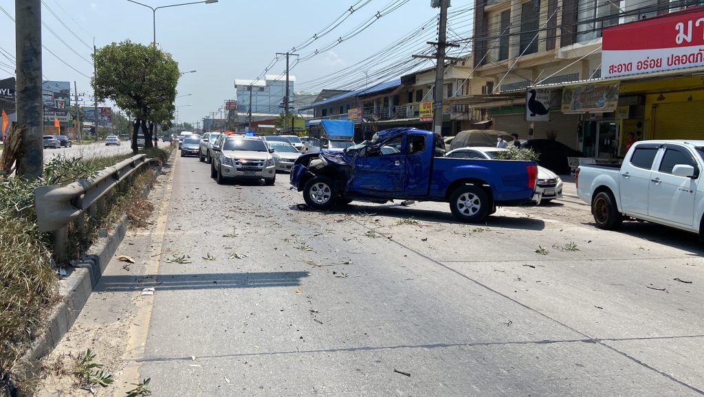 Conflicting statements of blame after a 43-year-old man escapes serious injuries when his pickup truck overturns in Chonburi