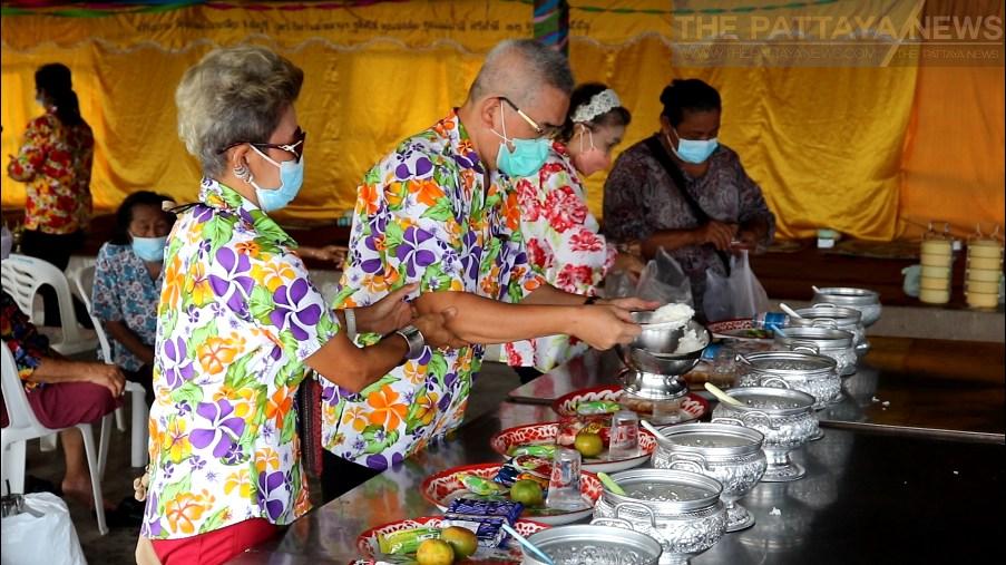 Naklua residents arrange Buddhist ceremonies at Wat Chong Lom as part of traditional Songkran ceremonies