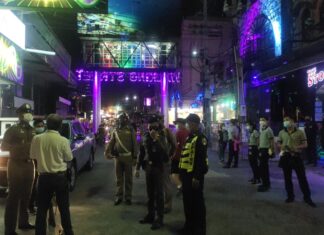 Pattaya Walking Street closes to vehicle traffic nightly, police and volunteers return to ensure safety