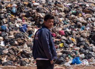 Video: Pattaya progressive mayor candidate vows to fix waste management issues on Koh Larn