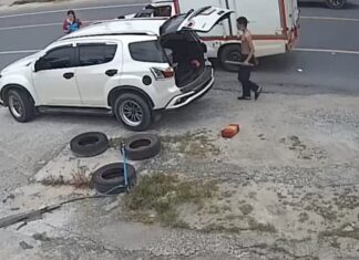 54-year-old truck driver says he was attacked by ten men after a road rage dispute in Chonburi