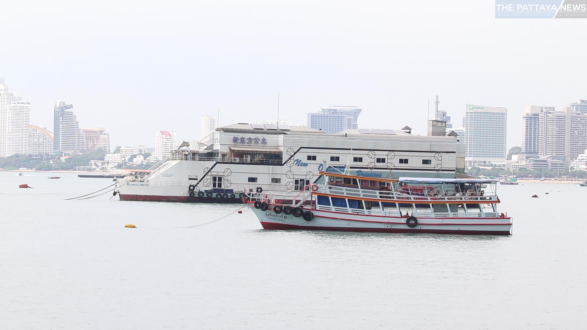 Pattaya Marine Business Committee considers legally resuming Pattaya bay floating restaurants, Jet ski services, parasailing, etc.