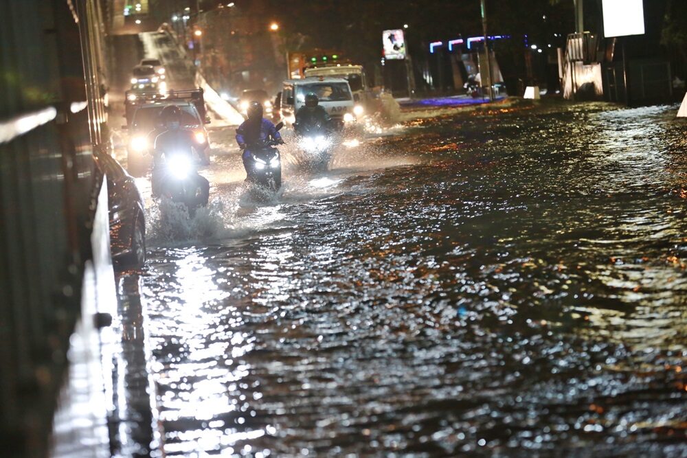 Thai Meteorological Department warns of flash floods due to heavy rains in most parts of Thailand this weekend