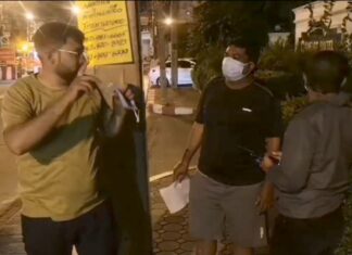 Un collar de oro valorado en 100,000 baht perteneciente a una turista india fue presuntamente robado por dos personas transgénero en Pattaya.