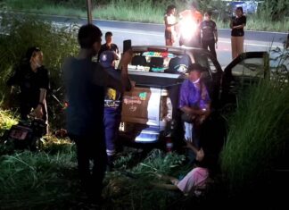 14-year-old dies, two adult women seriously injured after intoxicated driver crashes their pickup truck into a motorbike in Pattaya