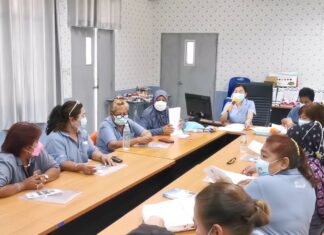 Больница Нонг Само в районе Паттайи показывает, что по крайней мере один миллион человек в год кусают собаки в Таиланде.