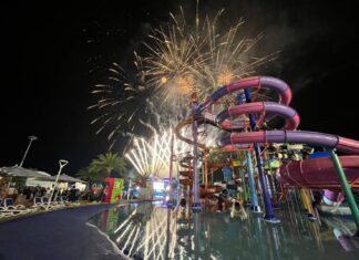 يفتح منتزه كولومبيا بيكتشرز أكوافيرس المائي في باتايا للجمهور في اليوم الأول