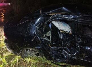 Four people seriously injured in two-vehicle crash in Pattaya area, driver blames slippery road