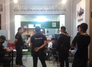 Полиция Таиланда конфисковала настольную игру в Яле, заявив, что она незаконна, что вызвало дебаты между политиками.