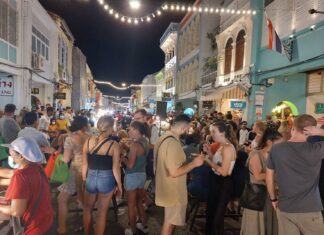 Mehr als 900,000 Besucher haben Phuket seit dem 1. Mai besucht, sagt die thailändische Einwanderungsbehörde