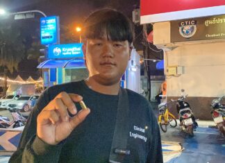 Alleged beach chair “mafia” in Pattaya threatens speedboat operators for reportedly stealing customers