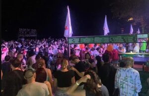 More than 12,000 tourists join in Full Moon Party on Pha-Ngan Island