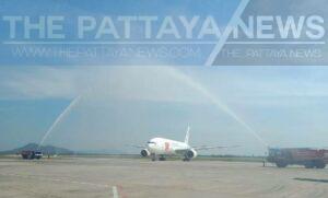 400 Russian Tourists Arrive in Rayong, Welcomed with Water Cannon Salute