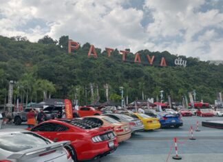 Фототур по Паттайе Car On The Beach 2022