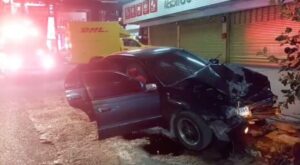 Alleged Drunk Driver Survives Collision with Power Pole in Pattaya