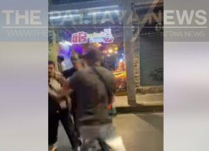TukTuk Taxi Driver Attacks Foreign Tourist Near Khao San Road