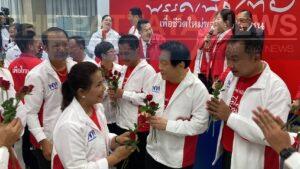 Former Pattaya Mayor Sonthaya Khunplume Rejoins Pheu Thai Party