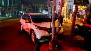 Sedan Driver Mistakes Green Light for Red Light in Pattaya Before Colliding into Another Sedan
