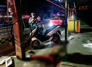 Unidentified Foreign Motorcyclist in Pattaya Crashes into Power Pole and Passes Away