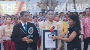 Legend Siam Pattaya Sets New World Record for Performing Thai Greeting
