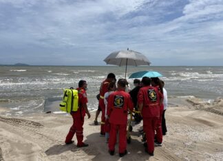 Six-Year-Old Chonburi Boy Suffering From Late-stage Cancer Has Wish Granted Of Seeing a Beach For The First Time